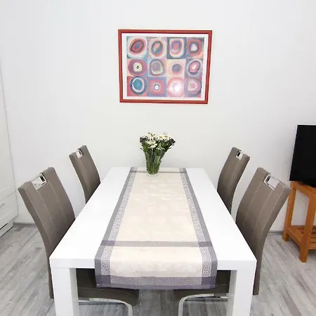 Buki Apartman * 스플리트